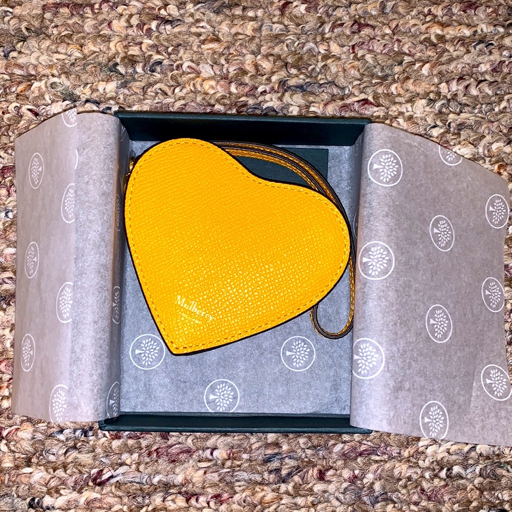 Brand New Mulberry Heart Coin Zip Purse (NWT)